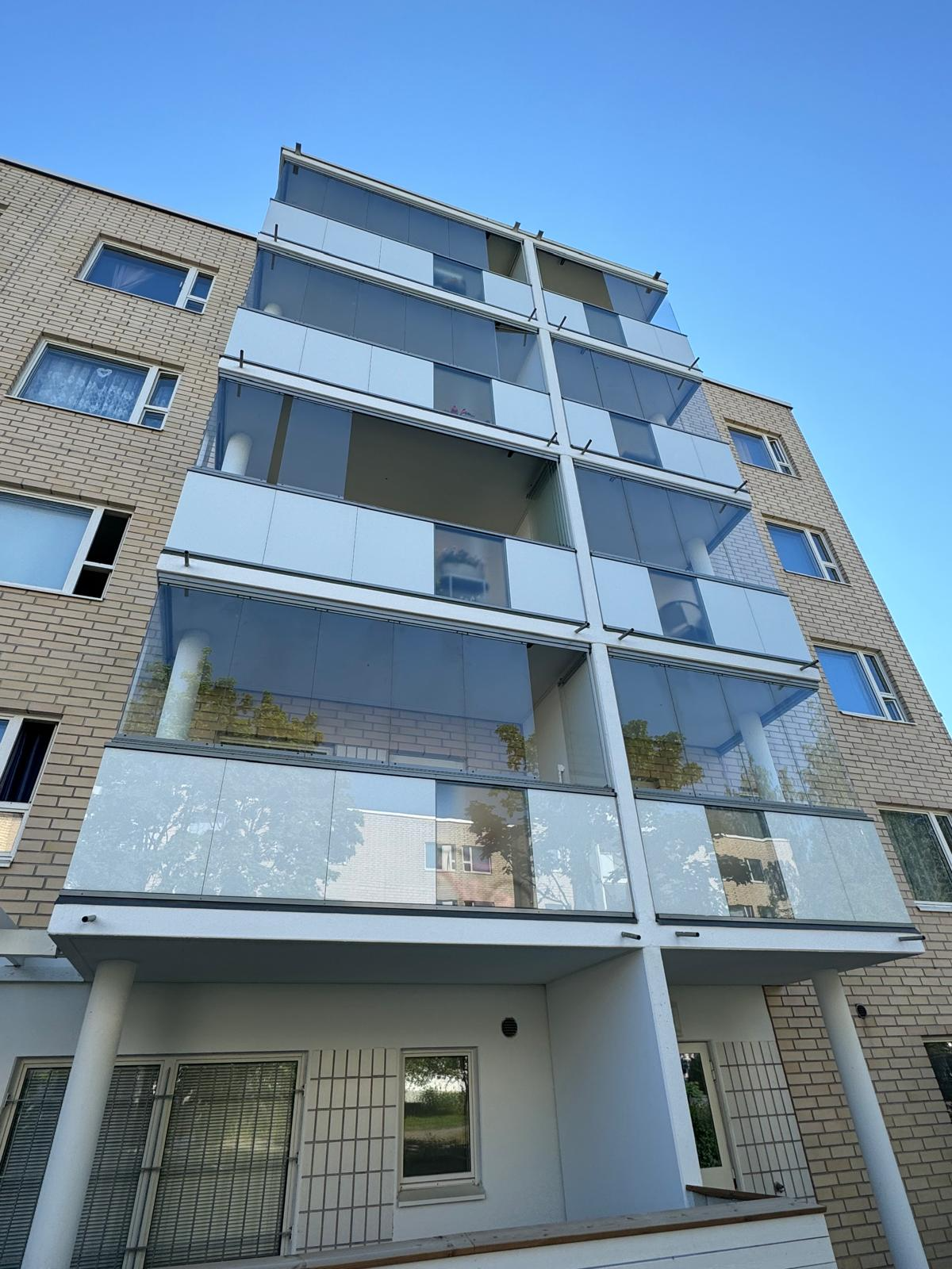 Pertunpellonraitti 2 julkisivu